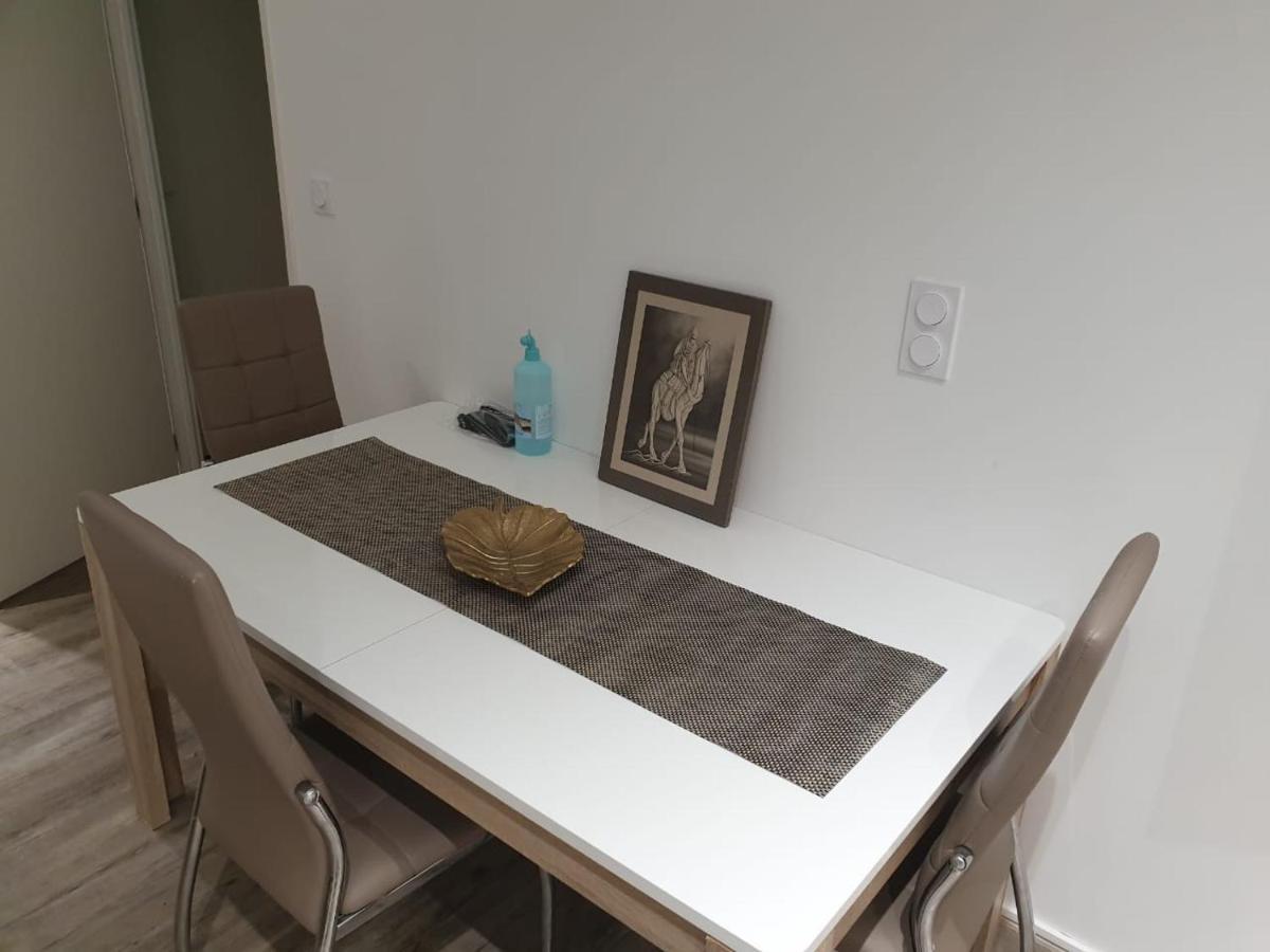Appartement Cosy Et Chaleureux Lons-le-Saunier Eksteriør bilde